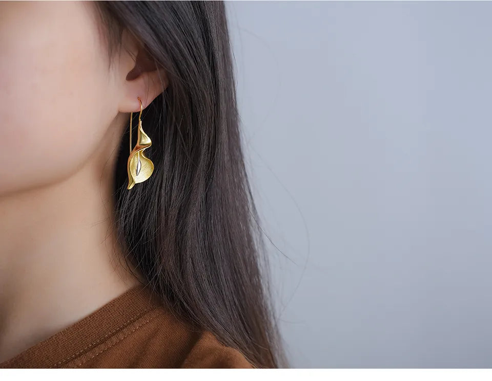 Calla Lily Flower Dangle Earrings for Women